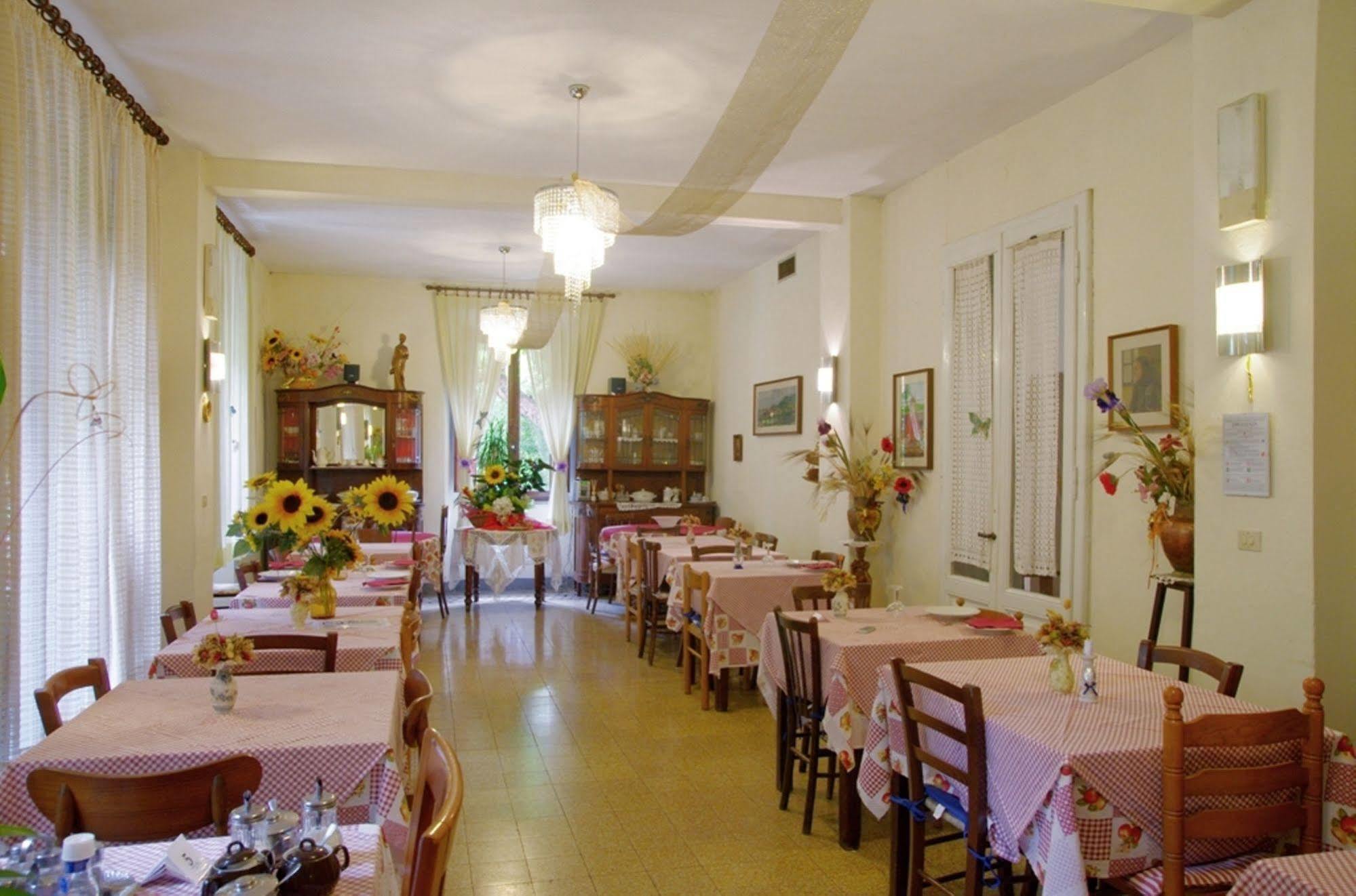 Albergo Ristorante Guidi Pistoia Exterior photo